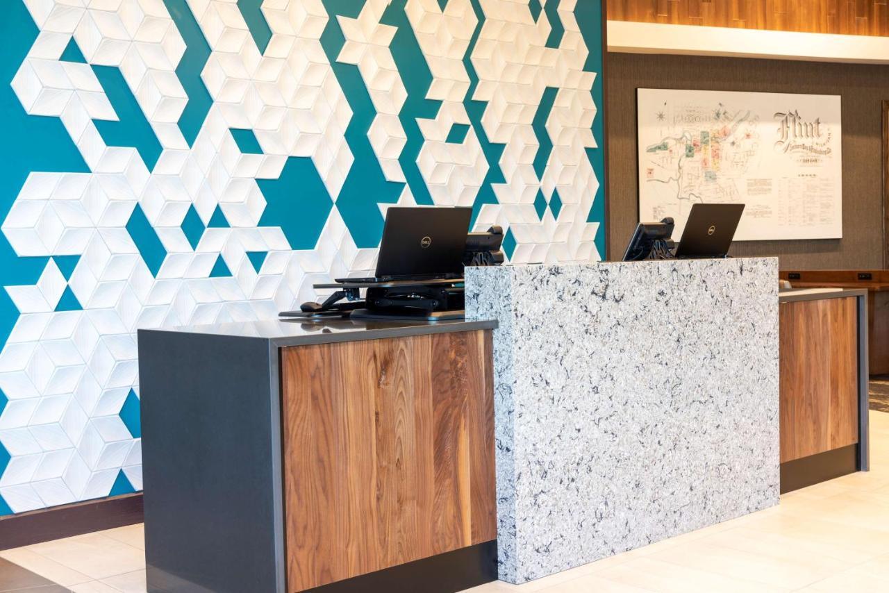 Hyatt Place Flint/Grand Blanc Екстер'єр фото