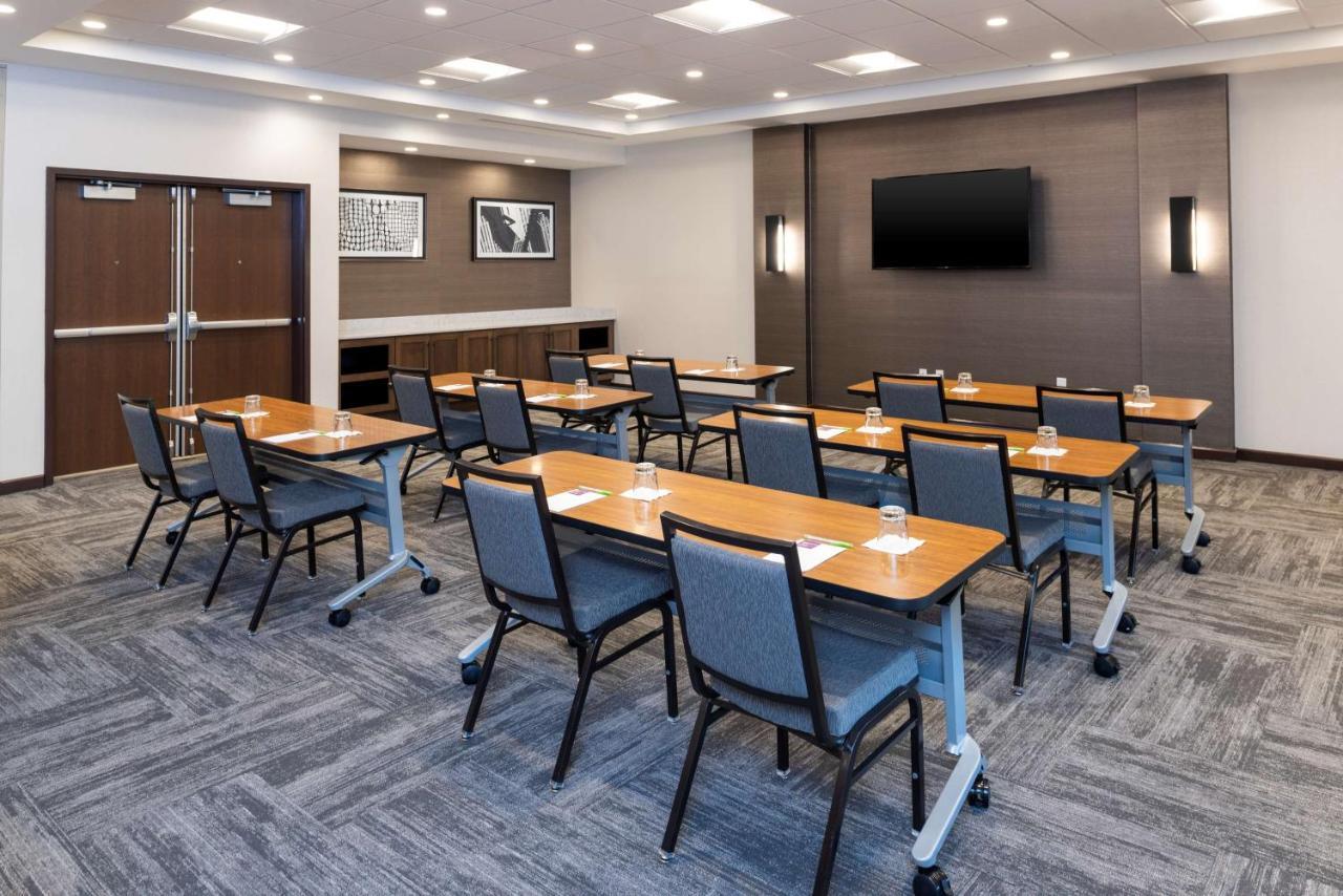 Hyatt Place Flint/Grand Blanc Екстер'єр фото