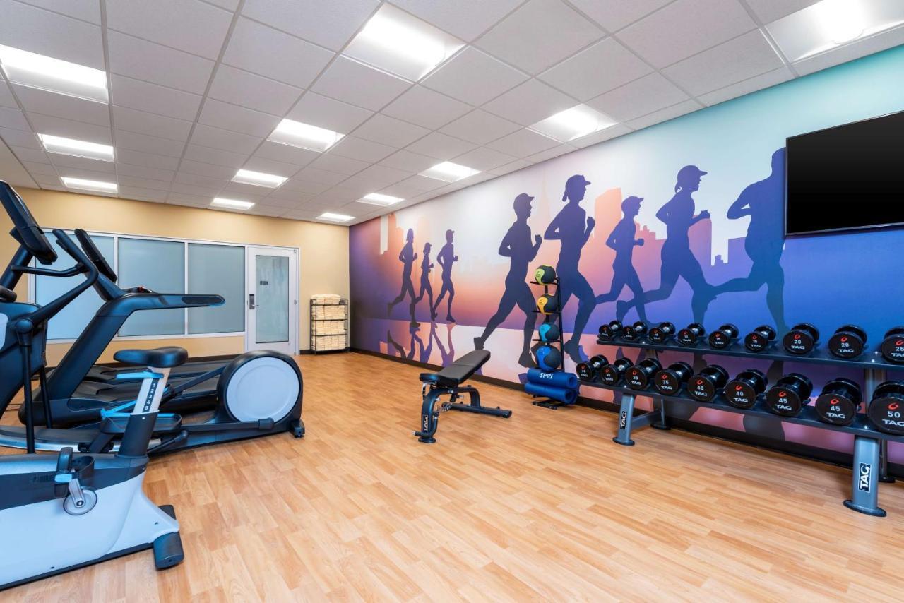 Hyatt Place Flint/Grand Blanc Екстер'єр фото